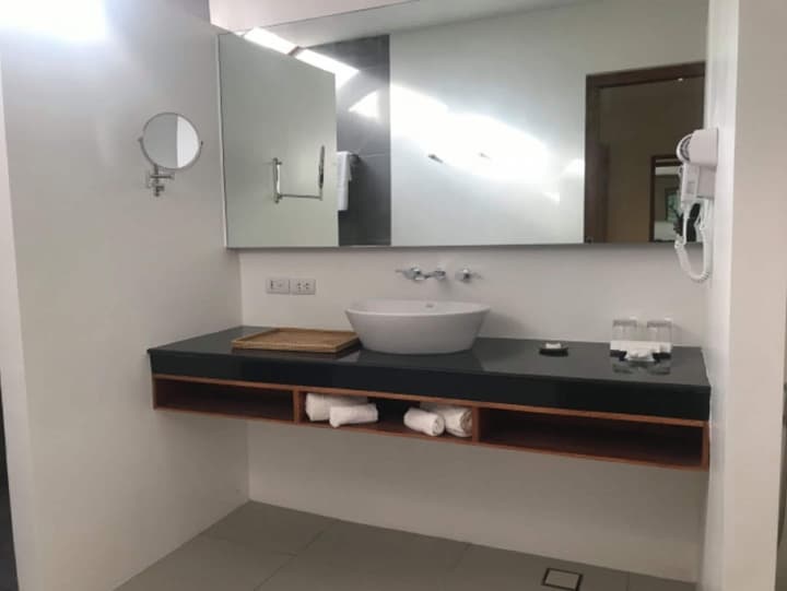 Bluewater Panglao Beach Resort