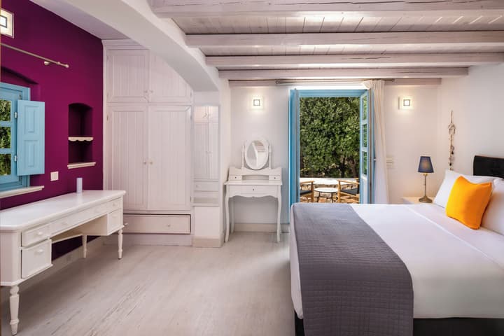 Anema Boutique Hotel & Villas Santorini