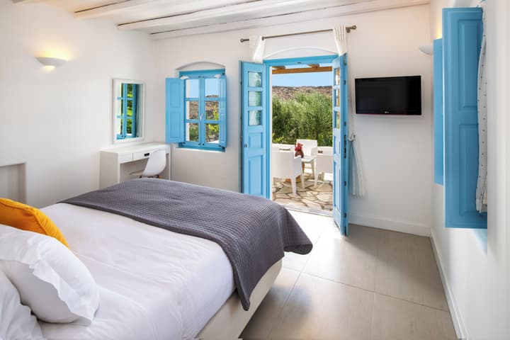 Anema Boutique Hotel & Villas Santorini