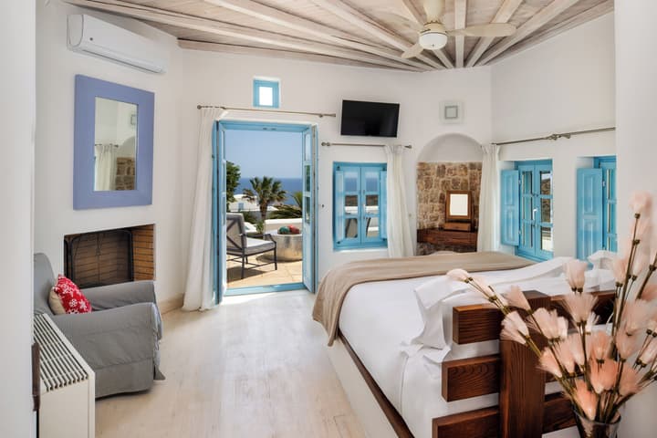 Anema Boutique Hotel & Villas Santorini