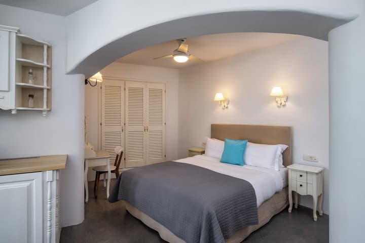 Anema Boutique Hotel & Villas Santorini