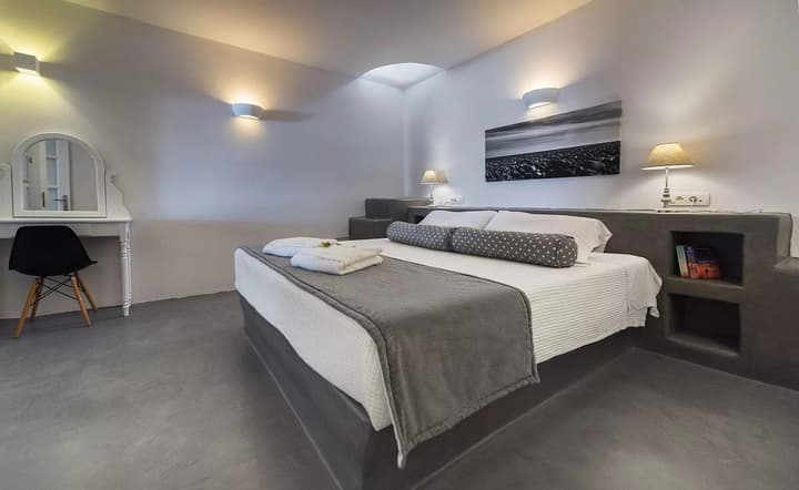 Anema Boutique Hotel & Villas Santorini