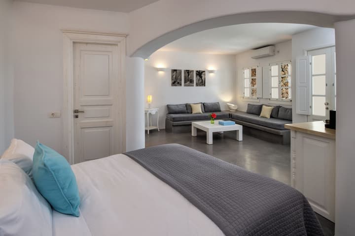 Anema Boutique Hotel & Villas Santorini