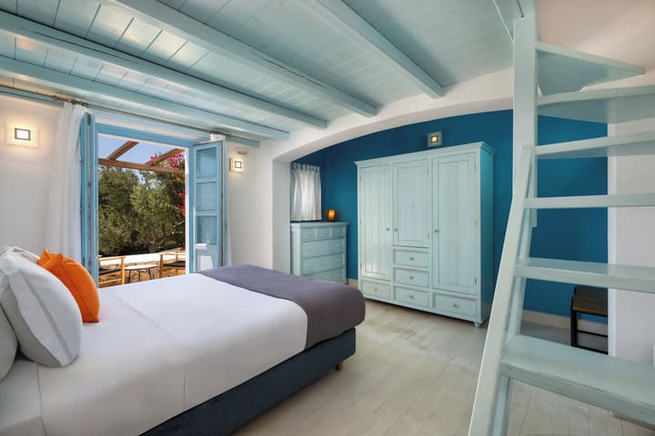 Anema Boutique Hotel & Villas Santorini