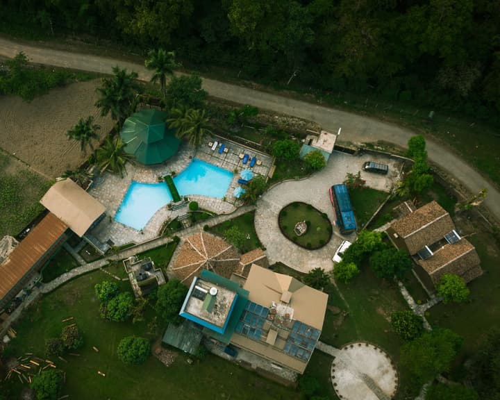 Safari Adventure Lodge