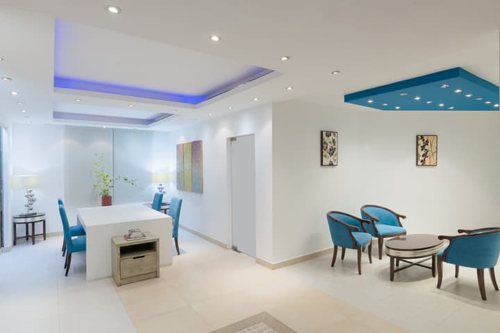 Al Hail Waves Hotel Managed By Centara
