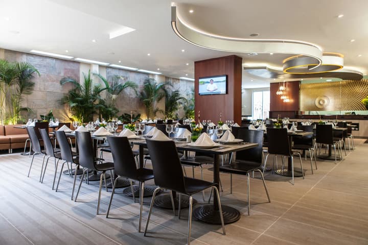 Best Western Plus 93 Park Hotel