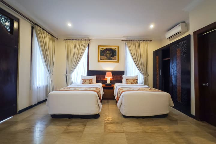 Hotel Ombak Sunset