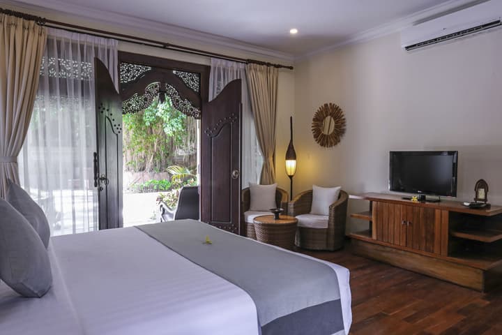 Hotel Ombak Sunset