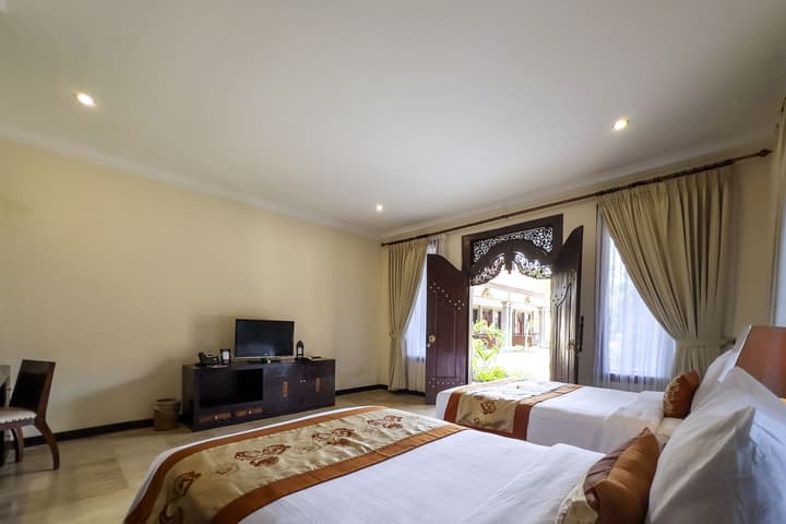 Hotel Ombak Sunset