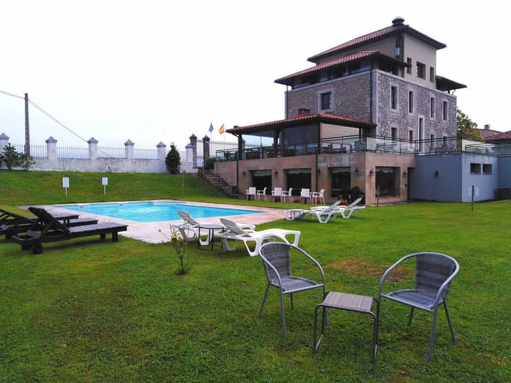 Hotel Villadesella