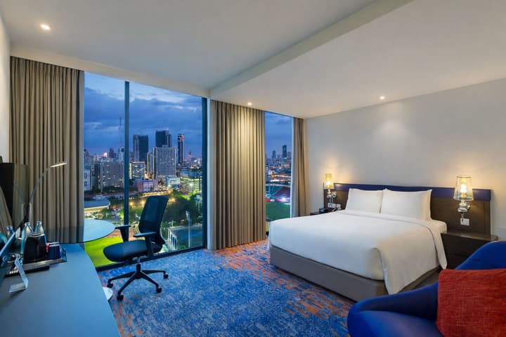 Holiday Inn Express Bangkok Siam by IHG