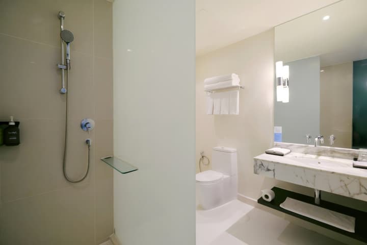 Holiday Inn Express Bangkok Siam by IHG