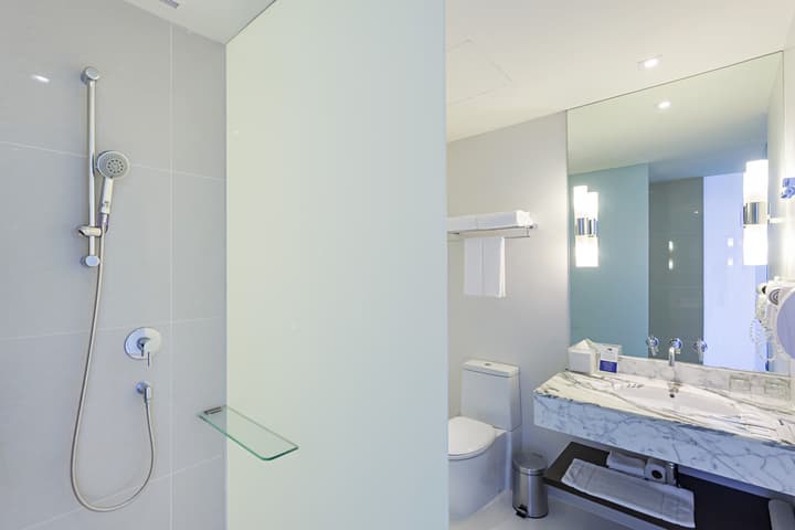 Holiday Inn Express Bangkok Siam by IHG
