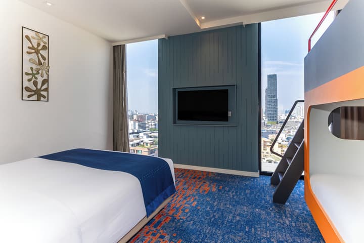 Holiday Inn Express Bangkok Siam by IHG