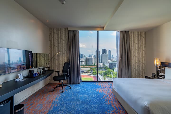 Holiday Inn Express Bangkok Siam by IHG