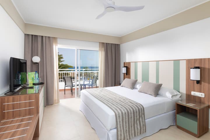 Hotel Riu Paraiso Lanzarote - All Inclusive
