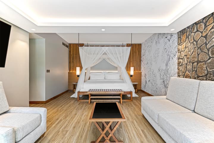 Kempinski Seychelles Resort