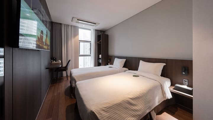 Central Seven Hotel by Kwon Busan Seomyeon