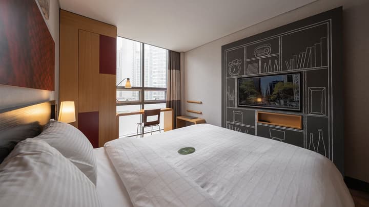 Central Seven Hotel by Kwon Busan Seomyeon