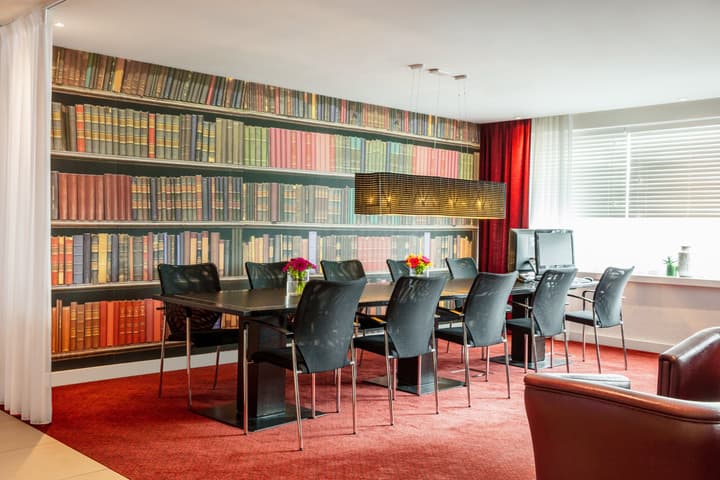 Holiday Inn Express Amsterdam - Sloterdijk Station by IHG