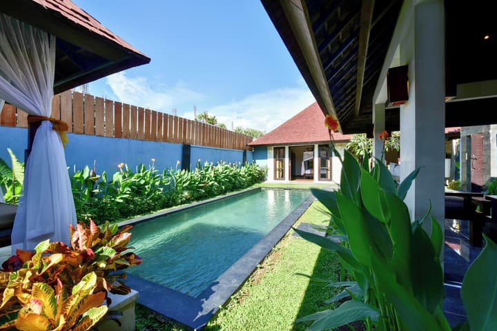 The Khayangan Dreams Villa Umalas
