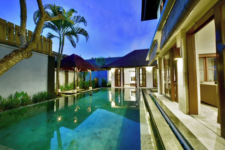 The Khayangan Dreams Villa Umalas