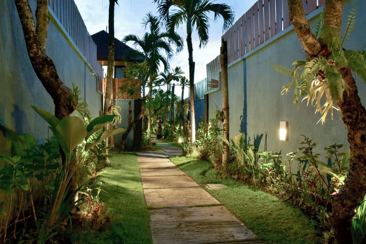 The Khayangan Dreams Villa Umalas