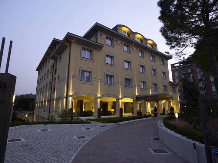 Virginia Palace Hotel