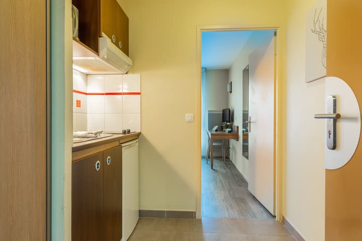 Zenitude Hôtel - Résidences Magny les Hameaux