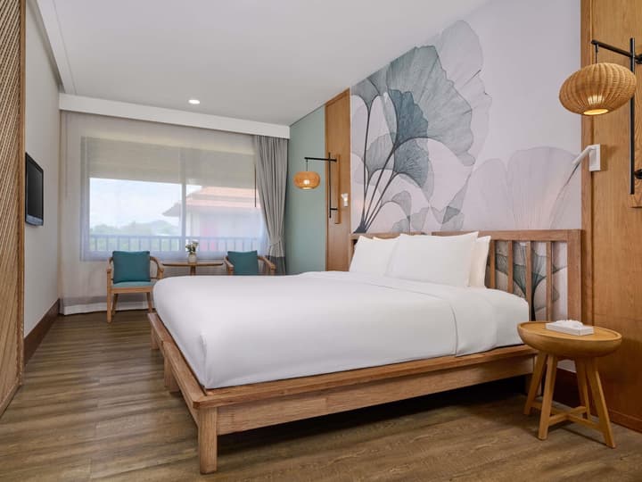 Mercure Samui Chaweng Tana Hotel