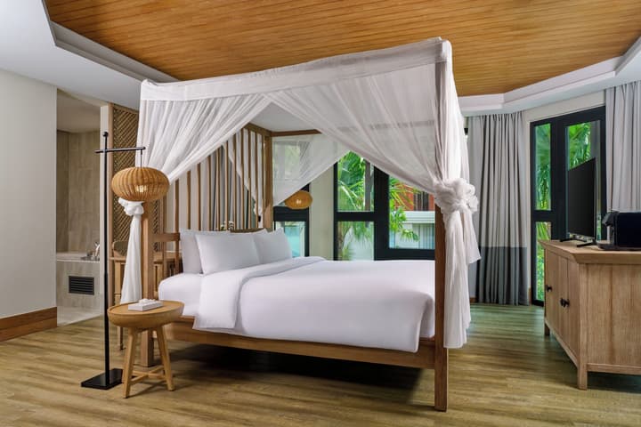 Mercure Samui Chaweng Tana Hotel