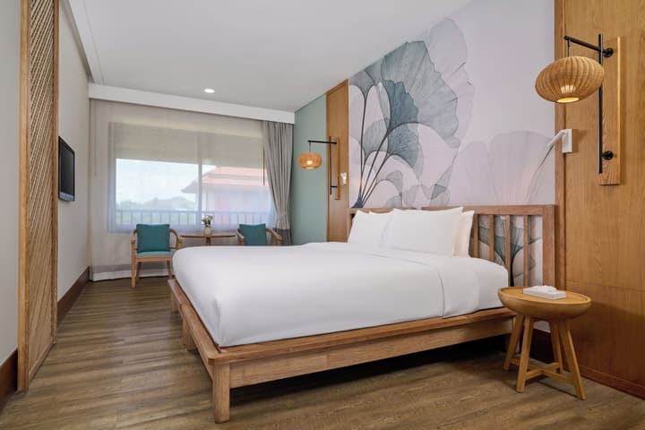 Mercure Samui Chaweng Tana Hotel