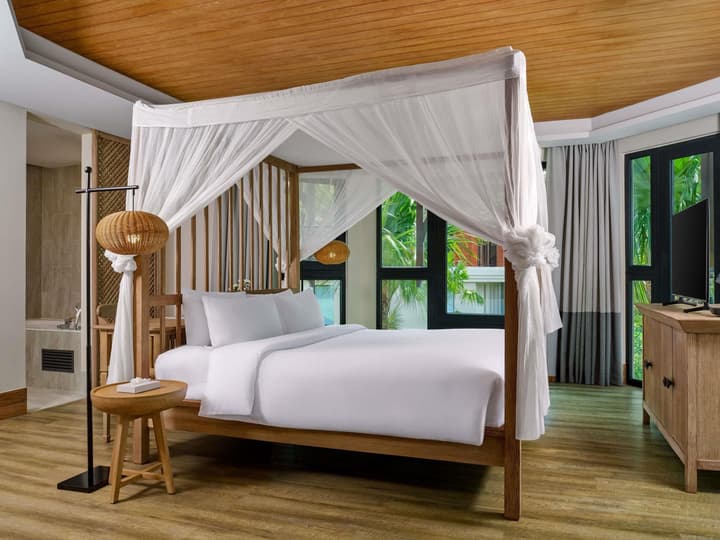 Mercure Samui Chaweng Tana Hotel