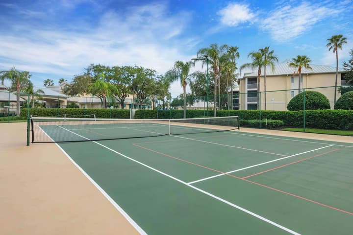 Hilton Vacation Club Cypress Pointe Orlando