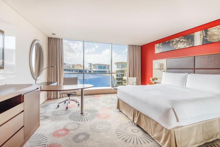 Crowne Plaza Doha - The Business Park by IHG