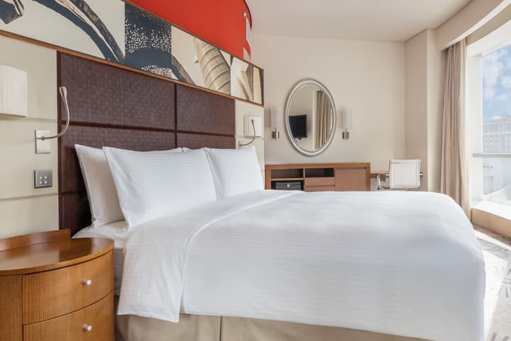 Crowne Plaza Doha - The Business Park by IHG