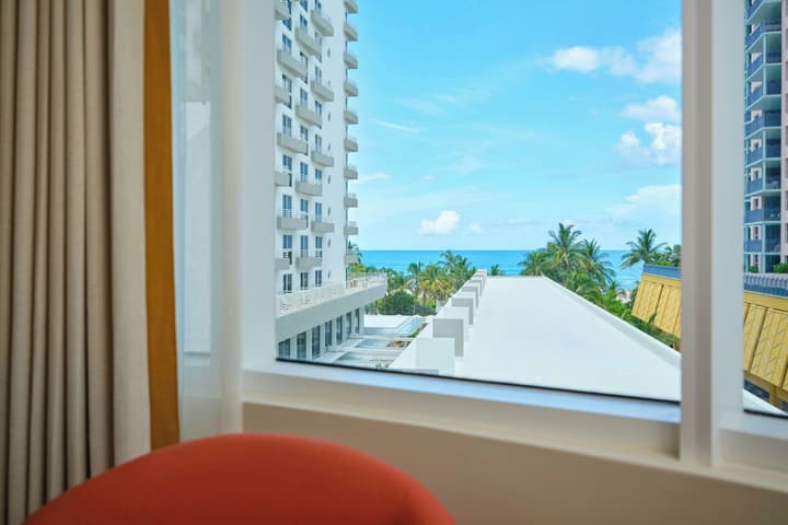 Royal Palm South Beach Miami, a Tribute Portfolio Resort