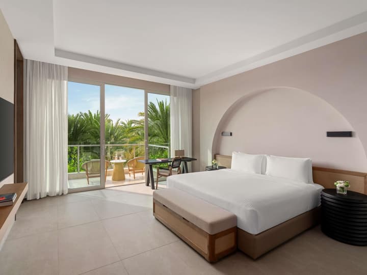 Rixos The Palm Hotel & Suites – Ultra All Inclusive