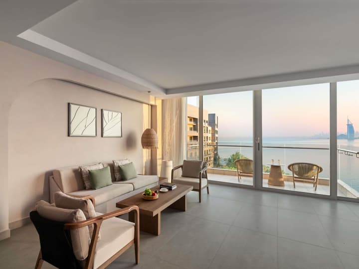 Rixos The Palm Hotel & Suites – Ultra All Inclusive