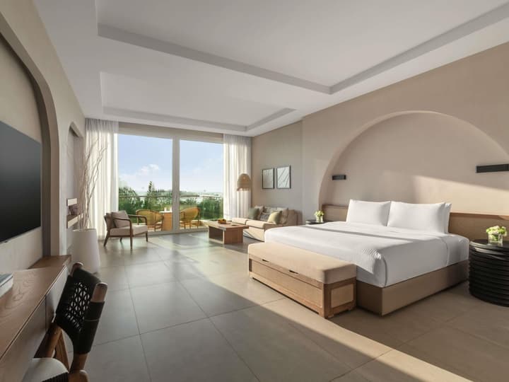 Rixos The Palm Hotel & Suites – Ultra All Inclusive