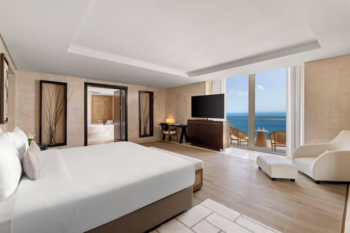 Rixos The Palm Hotel & Suites – Ultra All Inclusive