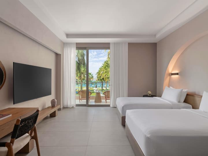 Rixos The Palm Hotel & Suites – Ultra All Inclusive