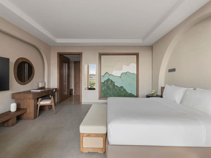 Rixos The Palm Hotel & Suites – Ultra All Inclusive