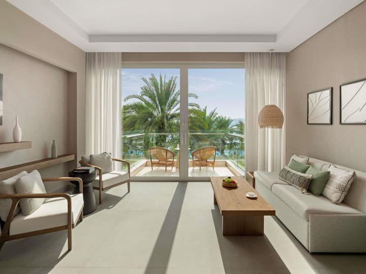 Rixos The Palm Hotel & Suites – Ultra All Inclusive