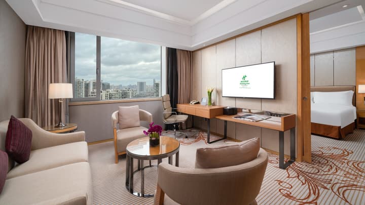 Holiday Inn Chengdu Oriental Plaza by IHG