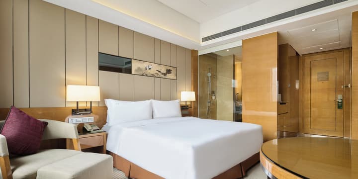 Holiday Inn Chengdu Oriental Plaza by IHG