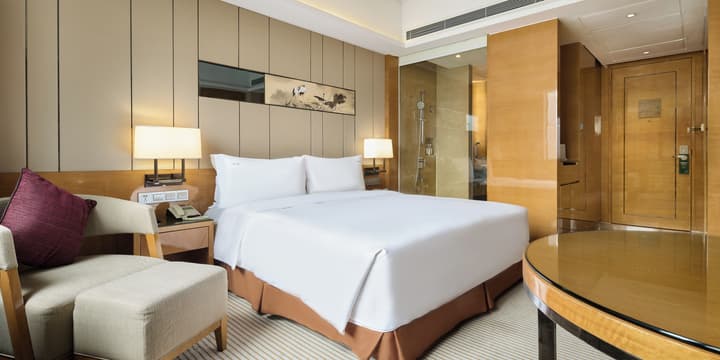 Holiday Inn Chengdu Oriental Plaza by IHG