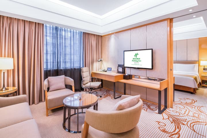 Holiday Inn Chengdu Oriental Plaza by IHG