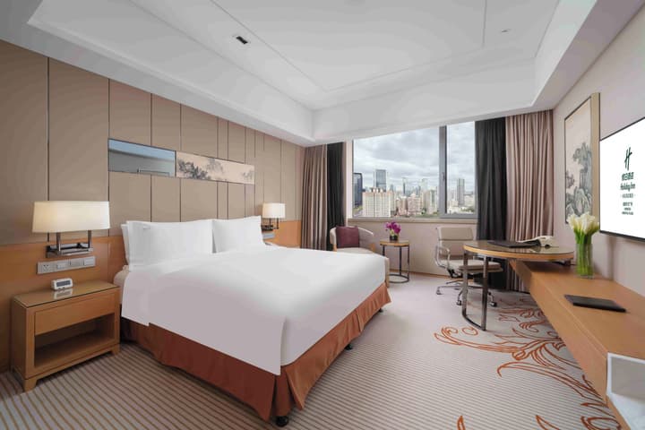 Holiday Inn Chengdu Oriental Plaza by IHG
